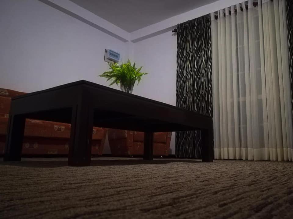 Готель Elevate 360 Holiday Bungalow Нувара-Елія Екстер'єр фото